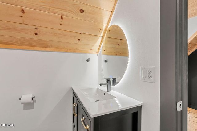 4406 Long Rifle Rd, Sevierville, TN 37862