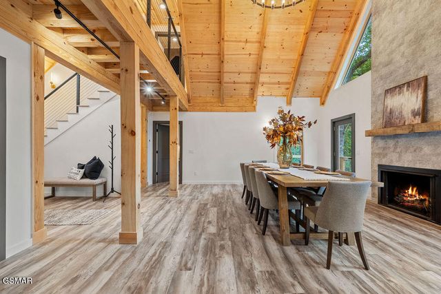 4406 Long Rifle Rd, Sevierville, TN 37862