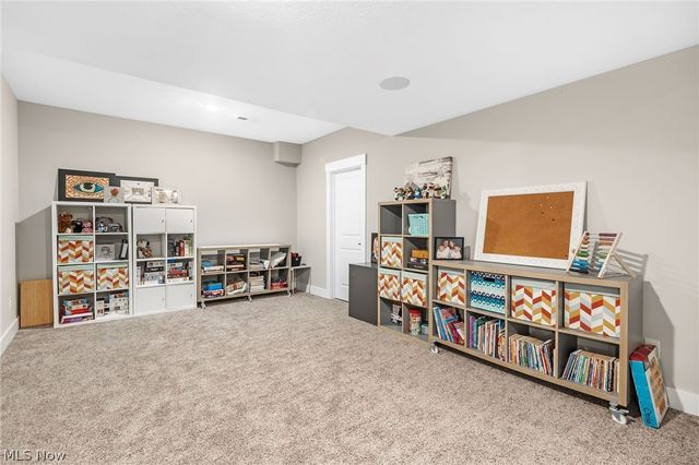 39154 Mcintosh Place, Avon, OH 44011