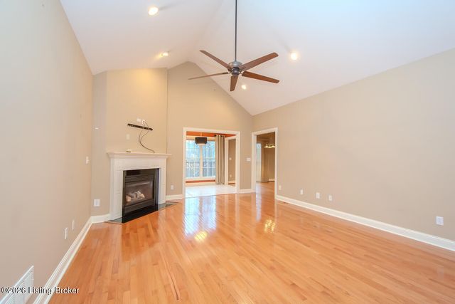 6616 Casey Springs Way, Louisville, KY 40291