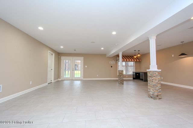 6616 Casey Springs Way, Louisville, KY 40291