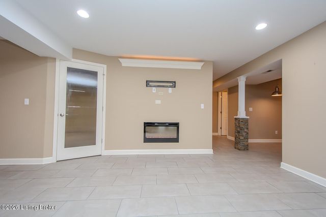 6616 Casey Springs Way, Louisville, KY 40291