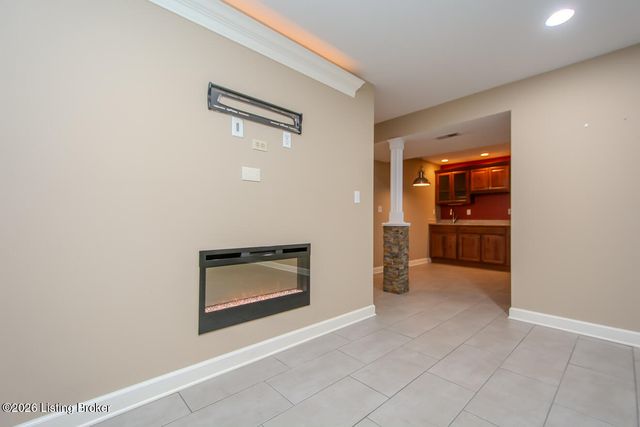 6616 Casey Springs Way, Louisville, KY 40291