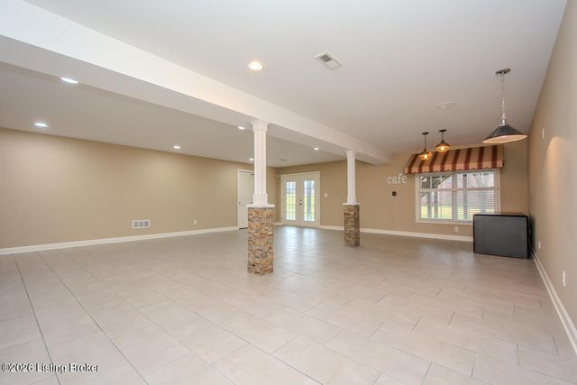 6616 Casey Springs Way, Louisville, KY 40291