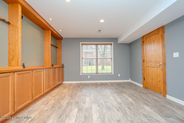 6616 Casey Springs Way, Louisville, KY 40291