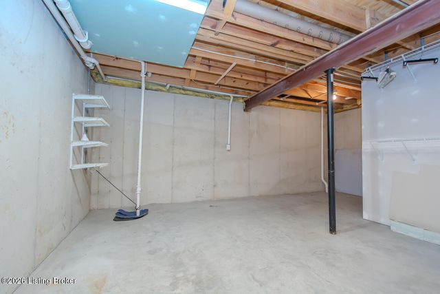 6616 Casey Springs Way, Louisville, KY 40291