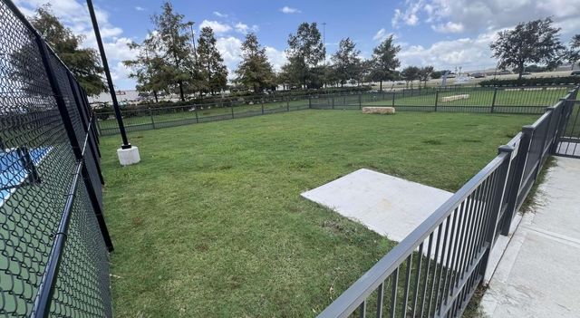 19101 Town Ridge Lane 2201, Webster, TX 77598