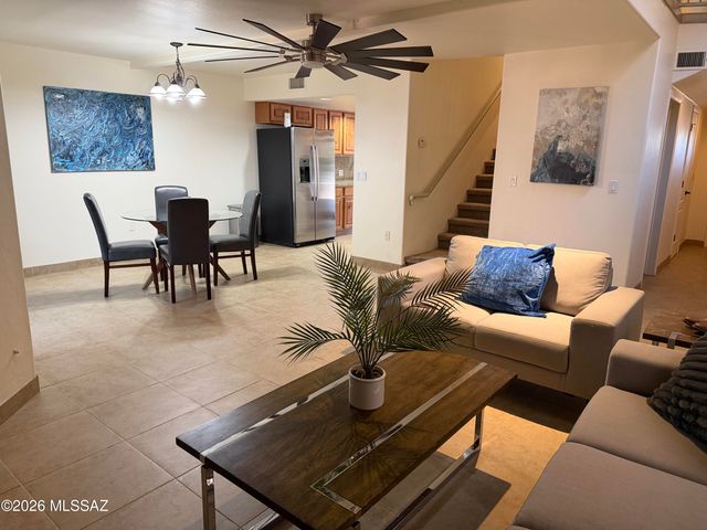 7490 E Deeps Way, Tucson, AZ 85710