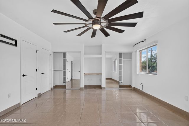 7490 E Deeps Way, Tucson, AZ 85710