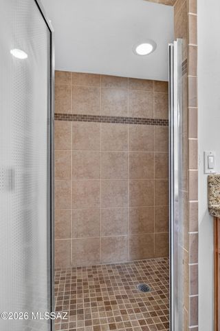 7490 E Deeps Way, Tucson, AZ 85710