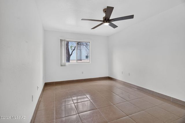 7490 E Deeps Way, Tucson, AZ 85710