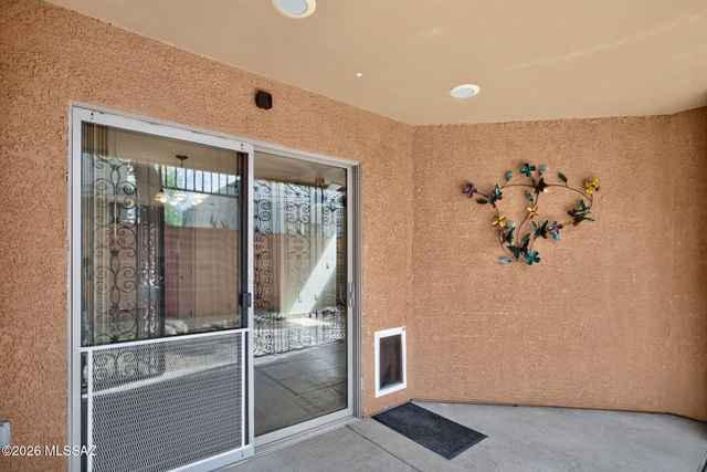7490 E Deeps Way, Tucson, AZ 85710