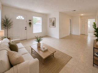 3810 SW 89th Ave 3810, Miami, FL 33165