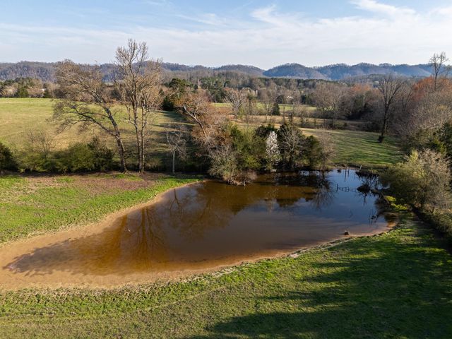 762 Old Tellico Highway, N, Madisonville, TN 37354