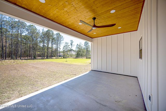4298 Cobblestone Lane, Gautier, MS 39553