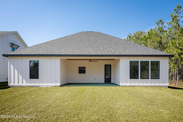 4298 Cobblestone Lane, Gautier, MS 39553
