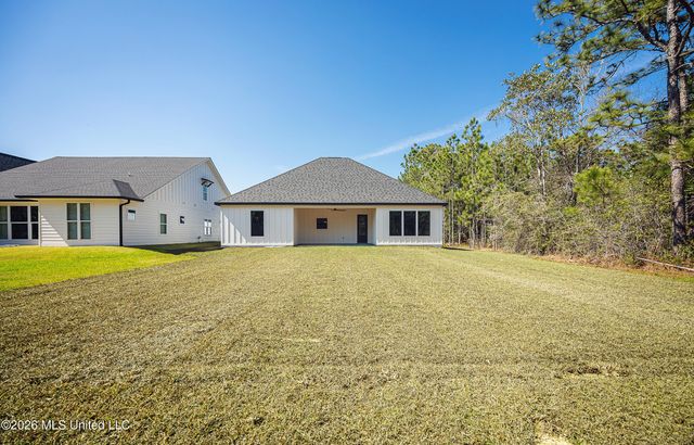 4298 Cobblestone Lane, Gautier, MS 39553