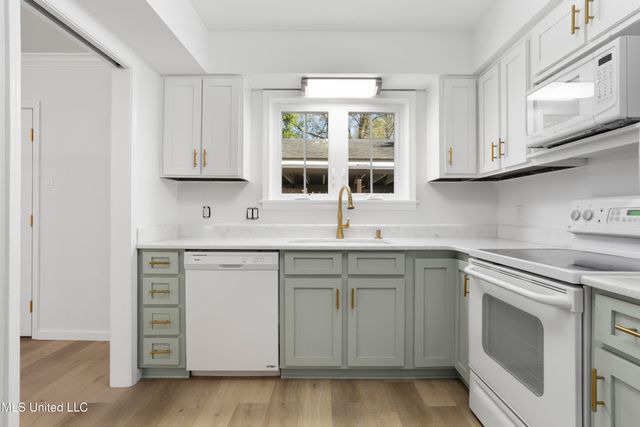 14 Independence Drive, 14, Gulfport, MS 39507