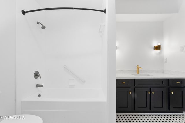 14 Independence Drive, 14, Gulfport, MS 39507