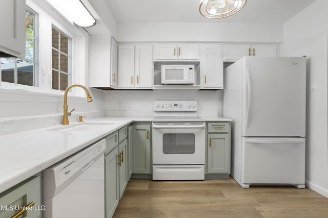 14 Independence Drive, 14, Gulfport, MS 39507