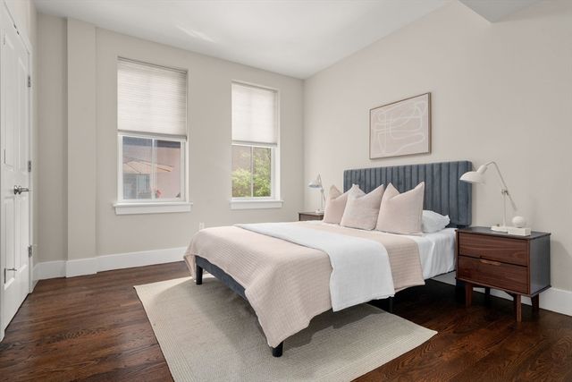 10 St George U301, Boston, MA 02118