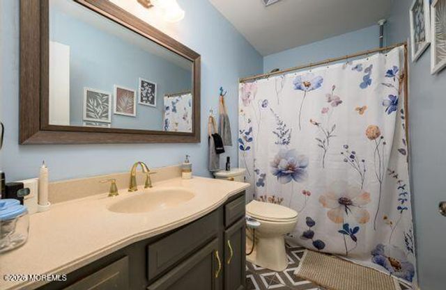 157 Arizona Avenue, Toms River, NJ 08753