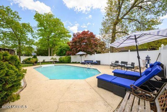 157 Arizona Avenue, Toms River, NJ 08753