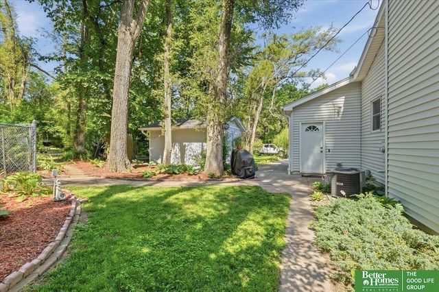 5511 & 5507 N 83rd Street, Omaha, NE 68122
