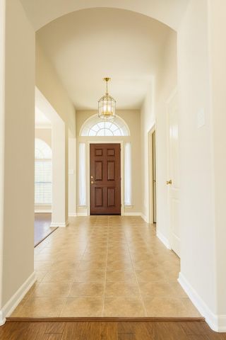 10706 White Oak Park Ct, Cypress, TX 77429