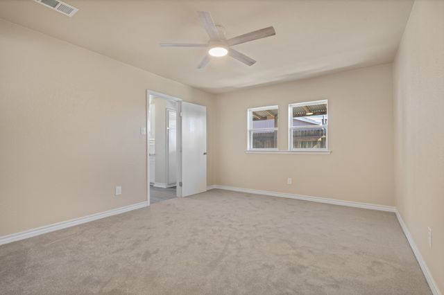 4424 Tiptop Street, Haltom City, TX 76117