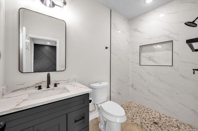 531 Sunglo, San Antonio, TX 78221