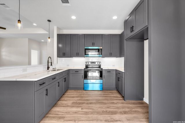 531 Sunglo, San Antonio, TX 78221