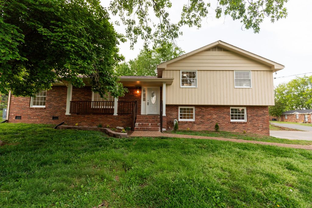 1240 Sioux Terrace, Madison, TN 37115