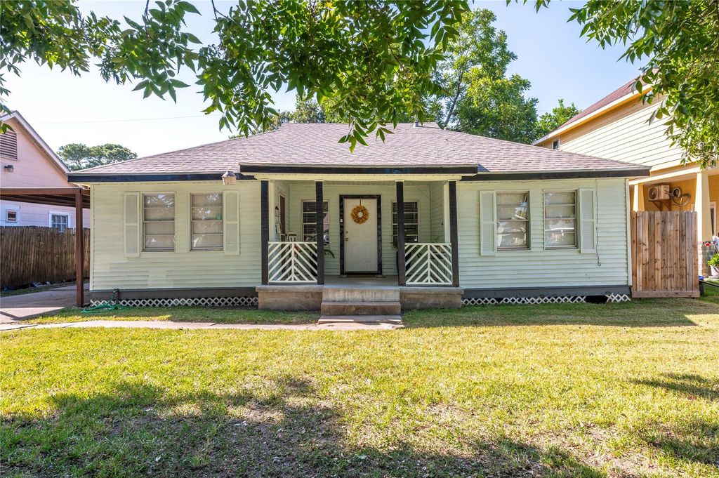 1427 Hankamer Street, Pasadena, TX 77506