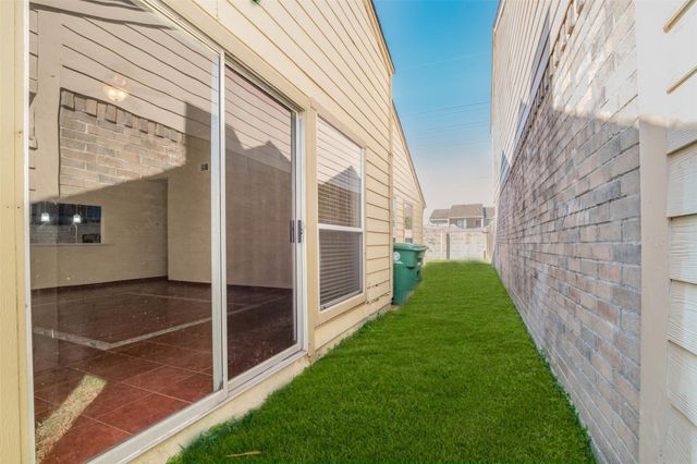 11840 Spring Grove Drive, Houston, TX 77099