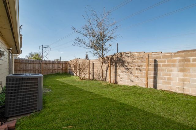11840 Spring Grove Drive, Houston, TX 77099