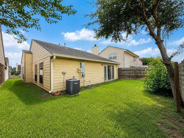 11840 Spring Grove Drive, Houston, TX 77099