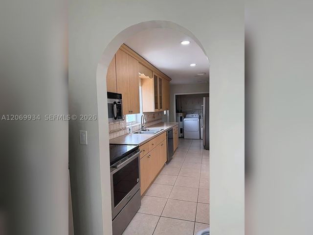 3232 Village Green Dr, Miami, FL 33175