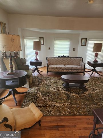 112 Liberty Hill Street, Milner, GA 30257