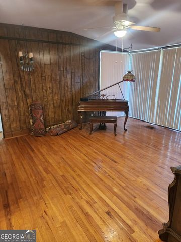 112 Liberty Hill Street, Milner, GA 30257