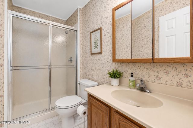 58 Brookview Lane, Aberdeen, NJ 07747