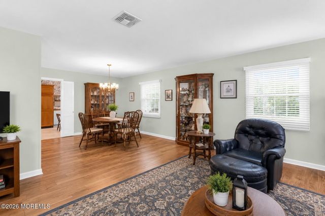 58 Brookview Lane, Aberdeen, NJ 07747