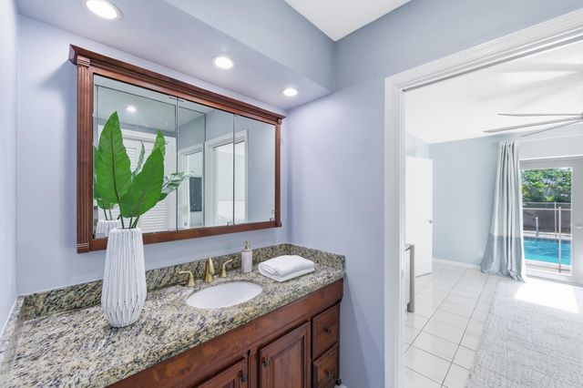 6600 NE 21st Terrace, Fort Lauderdale, FL 33308