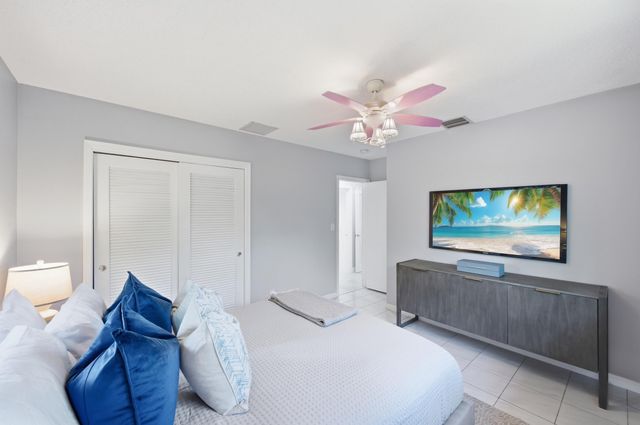 6600 NE 21st Terrace, Fort Lauderdale, FL 33308