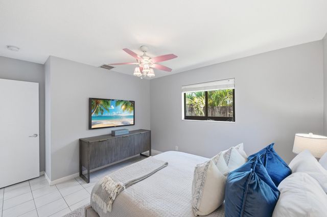 6600 NE 21st Terrace, Fort Lauderdale, FL 33308