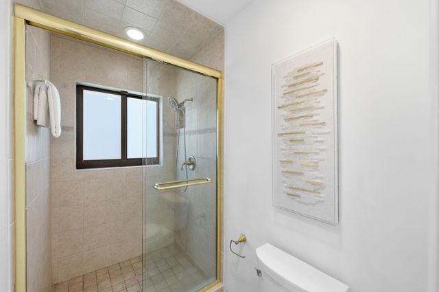 6600 NE 21st Terrace, Fort Lauderdale, FL 33308