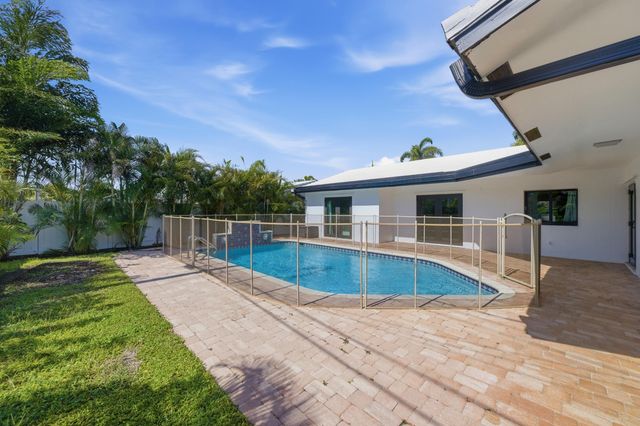 6600 NE 21st Terrace, Fort Lauderdale, FL 33308