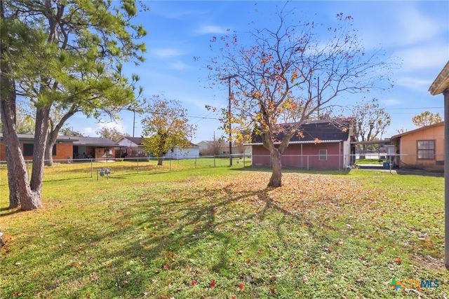 4606 Evergreen Street, Victoria, TX 77904