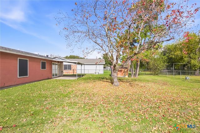 4606 Evergreen Street, Victoria, TX 77904