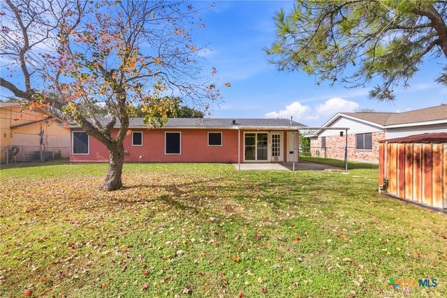 4606 Evergreen Street, Victoria, TX 77904